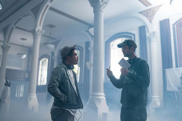 Daniel Kwan y Daniel Scheiner, conocidos como "Los Daniels".

