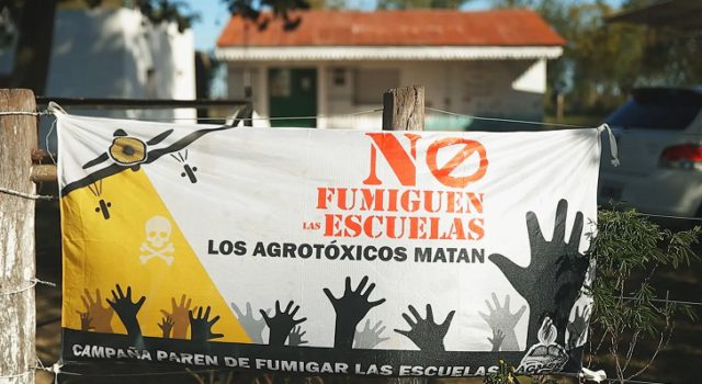 “La tierra explota”, de Juan Pablo Lepore – Crítica (en salas)